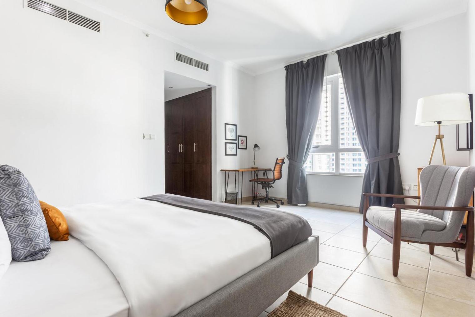 Blueground Downtown B Khalifa View Pool Dxb-645 Apartment *